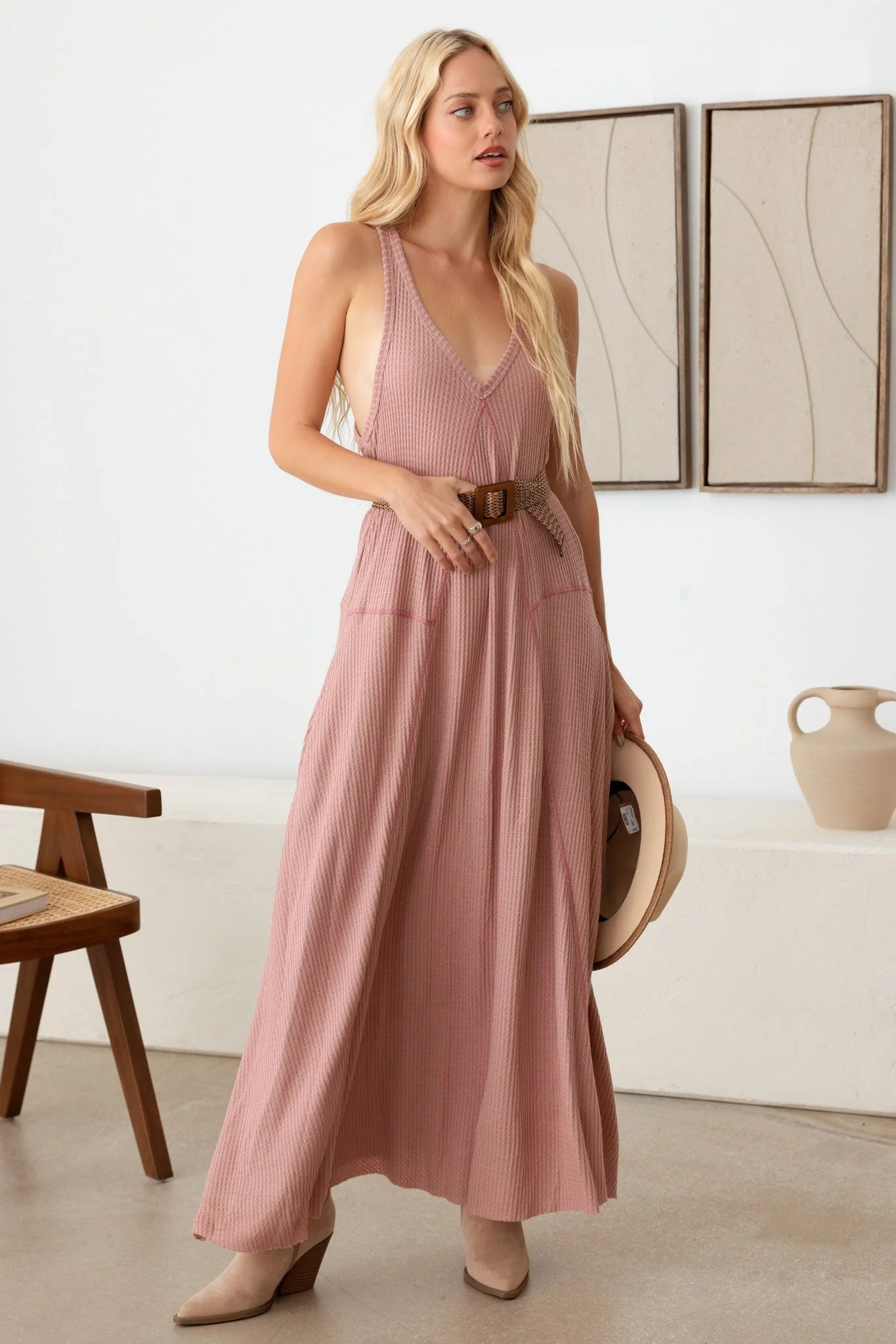 Boho-Chic Maxi Dress with Waffle Texture and Hip Pockets - V-Neckline